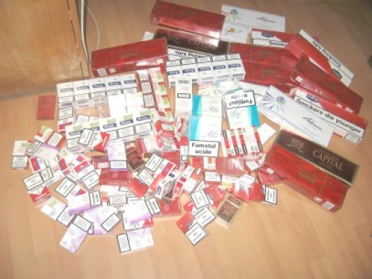 Ţigări de contrabandă, confiscate de Garda de Coastă